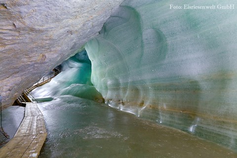 Foto Mörk Gletscher in der Eisriesenwelt